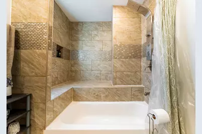 17 N Pine Avenue, Chicago, IL 60644 - Photo 11