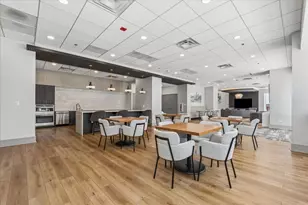 512 N McClurg Ct, Chicago, IL 60611 - Photo 15