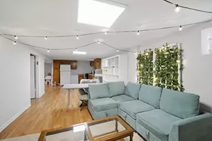 6730 N Whipple St, Chicago, IL 60645 - Photo 19