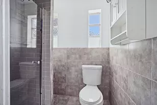 6730 N Whipple St, Chicago, IL 60645 - Photo 15