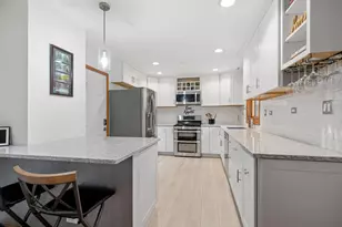 956 Bryn Mawr Ave, Bartlett, IL 60103 - Photo 9