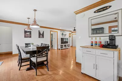 956 Bryn Mawr Avenue, Bartlett, IL 60103 - Photo 7