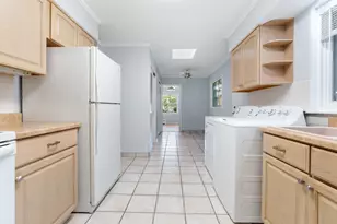 301 N Derbyshire Ave, Arlington Heights, IL 60004 - Photo 11