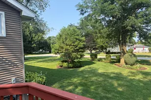 29W313 Ray Ave, West Chicago, IL 60185 - Photo 3