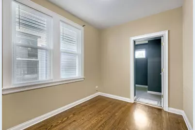2135 N Kilbourn Avenue, Chicago, IL 60639 - Photo 7