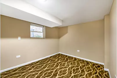 2135 N Kilbourn Avenue, Chicago, IL 60639 - Photo 13