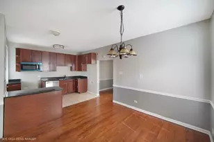 2511 E 76th St, Chicago, IL 60649 - Photo 13