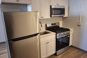 3149 W Wellington Ave, Chicago, IL 60618 - Photo 3