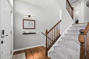 15371 Sheffield Square Pkwy, Orland Park, IL 60462 - Photo 5
