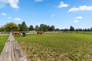 6649 E Oak Hill Rd, Stillman Valley, IL 61084 - Photo 35