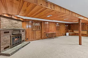 1301 Tower Ln, Cary, IL 60013 - Photo 29