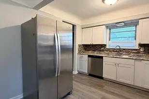 115 Ruth St, Calumet City, IL 60409 - Photo 7