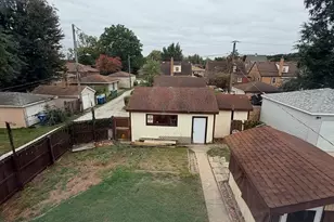 115 Ruth St, Calumet City, IL 60409 - Photo 5