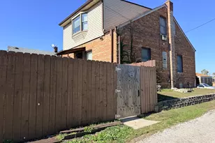 115 Ruth St, Calumet City, IL 60409 - Photo 3