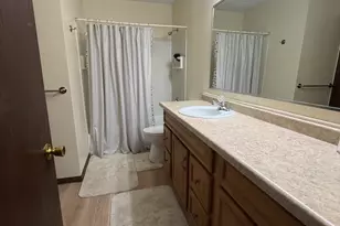 2213 Clearwater Ave, Bloomington, IL 61704 - Photo 15