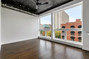 4720 N Sheridan Rd, Chicago, IL 60640 - Photo 3