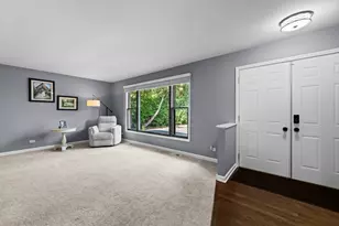 1292 N Linden Ave, Palatine, IL 60074 - Photo 3