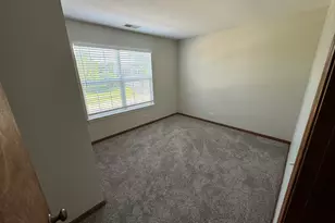[Address not provided], Round Lake, IL 60073 - Photo 9