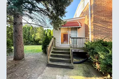 8830 Sayre Avenue, Morton Grove, IL 60053 - Photo 29