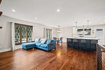 18W076 71st Street, Darien, IL 60561 - Photo 5