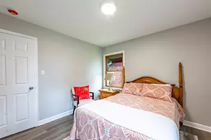 795 E 163rd St, South Holland, IL 60473 - Photo 15