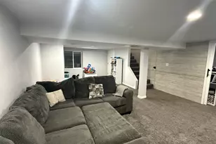 2120 Highland Dr, Sycamore, IL 60178 - Photo 17