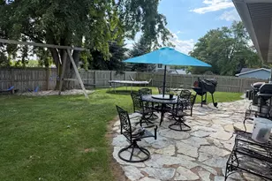 2120 Highland Dr, Sycamore, IL 60178 - Photo 23