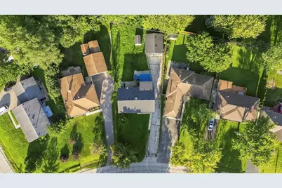 419 Deerpath Drive, Lindenhurst, IL 60046 - Photo 31