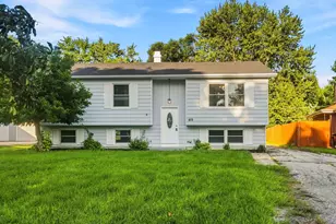 419 Deerpath Dr, Lindenhurst, IL 60046 - Photo 35