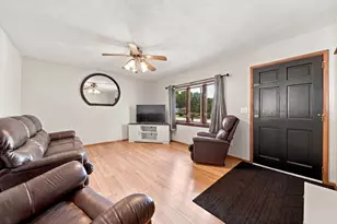 601 High St, Dixon, IL 61021 - Photo 5