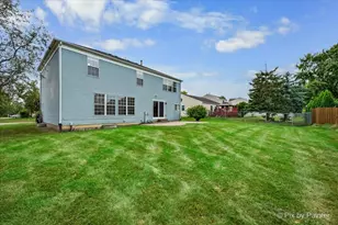 1850 Mission Hills Dr, Elgin, IL 60123 - Photo 31