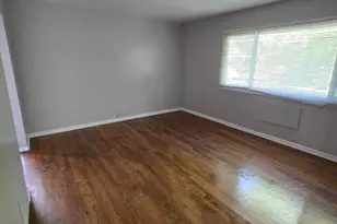 7530 S Saginaw Ave, Chicago, IL 60649 - Photo 3