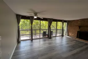 5534 E Lake Dr, Lisle, IL 60532 - Photo 3