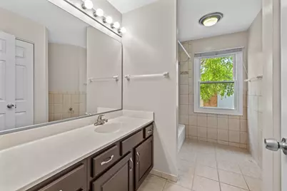 17 Cherrywood Drive, Schaumburg, IL 60194 - Photo 33