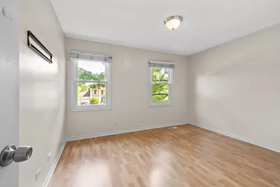 17 Cherrywood Drive, Schaumburg, IL 60194 - Photo 29