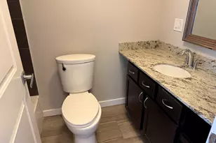 3033 N Sheridan Rd, Chicago, IL 60657 - Photo 13