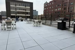 3033 N Sheridan Rd, Chicago, IL 60657 - Photo 23
