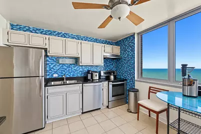 6145 N Sheridan Road #27C, Chicago, IL 60660 - Photo 11