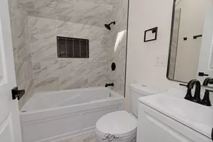 7811 S Wabash Ave, Chicago, IL 60619 - Photo 21