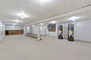 848 N Latrobe Ave, Chicago, IL 60651 - Photo 33