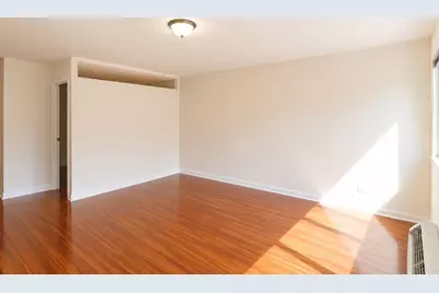 2411 W Fargo Avenue #202, Chicago, IL 60645 - Photo 7