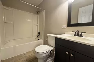 106 Buell Ct, Aurora, IL 60506 - Photo 9