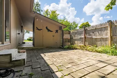 319 E Elm Street, Piper City, IL 60959 - Photo 25