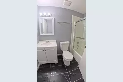 2404 Danbury Drive #B2, Woodridge, IL 60517 - Photo 15