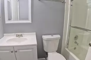 2404 Danbury Dr, Woodridge, IL 60517 - Photo 15