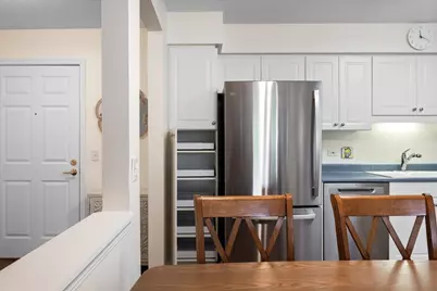6801 N Milwaukee Avenue #402, Niles, IL 60714 - Photo 11