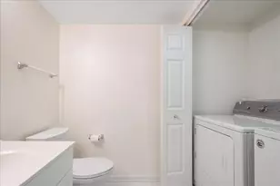 6801 N Milwaukee Ave, Niles, IL 60714 - Photo 17