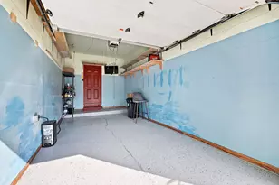 1056 N Pine Tree Circle, Buffalo Grove, IL 60089 - Photo 25