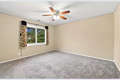 1056 N Pine Tree Circle #0, Buffalo Grove, IL 60089 - Photo 21