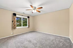 1056 N Pine Tree Circle, Buffalo Grove, IL 60089 - Photo 21